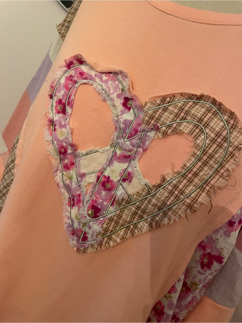 easel Peace Heart Patchwork Top - Picture 3 of 8